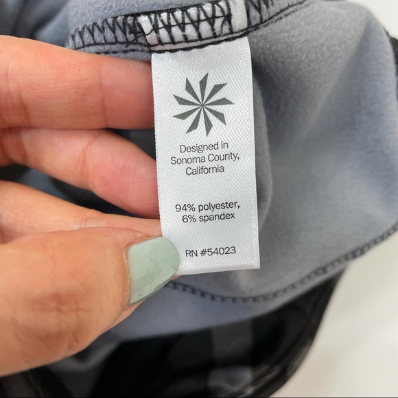 Athleta Plaid Tech Stretch Wander Skirt - Picture 4 of 8